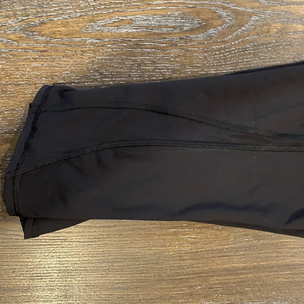 Brand New Lululemon Sz 6 Black Leggings - Picture 8 of 8